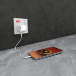 Powerology Lumix GaN Charger Lifestyle Charging Setup